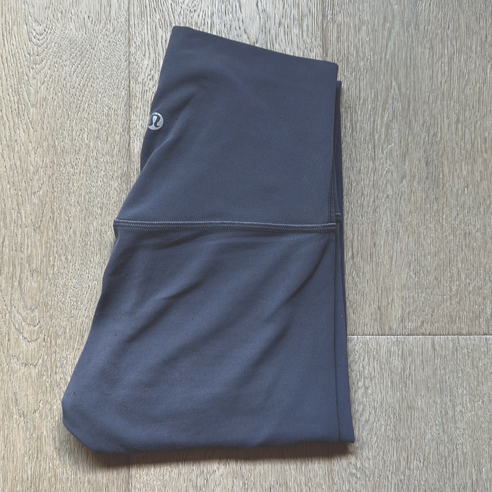 align hr pant 25" Titanium size 2 lululemon euc